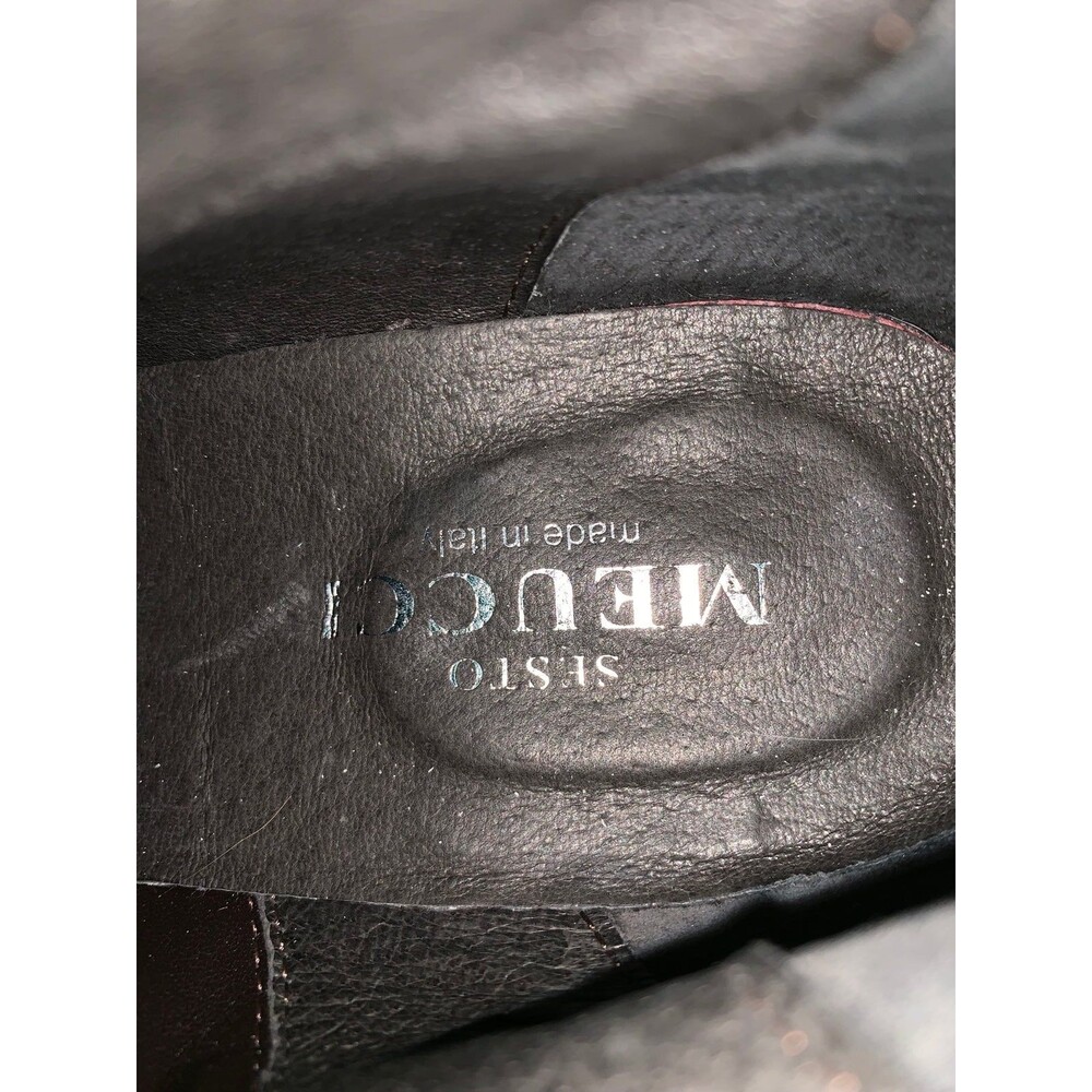 Boots - Picture 7 of 7